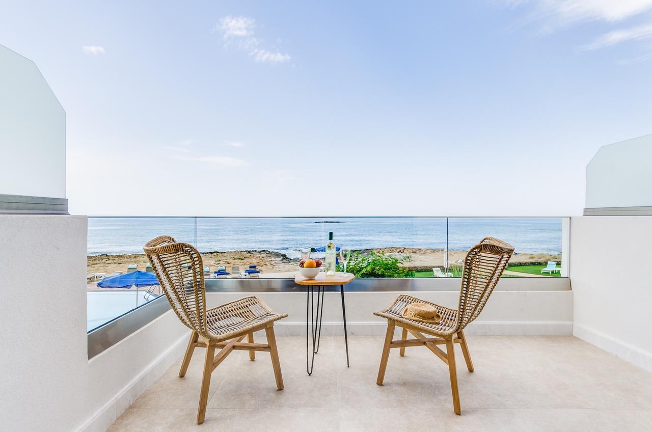 Pyrgos Blue Aparthotel 3*