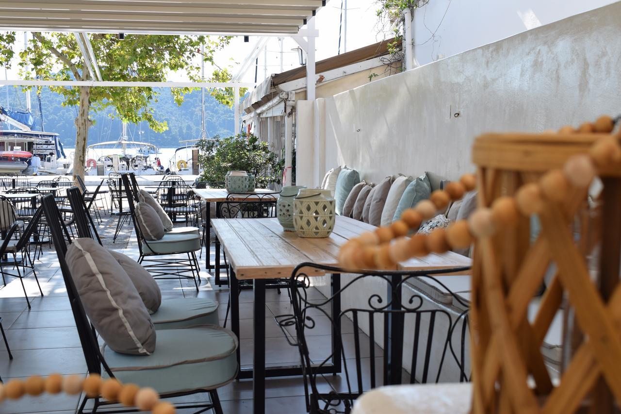 Meltemi Skiathos Town