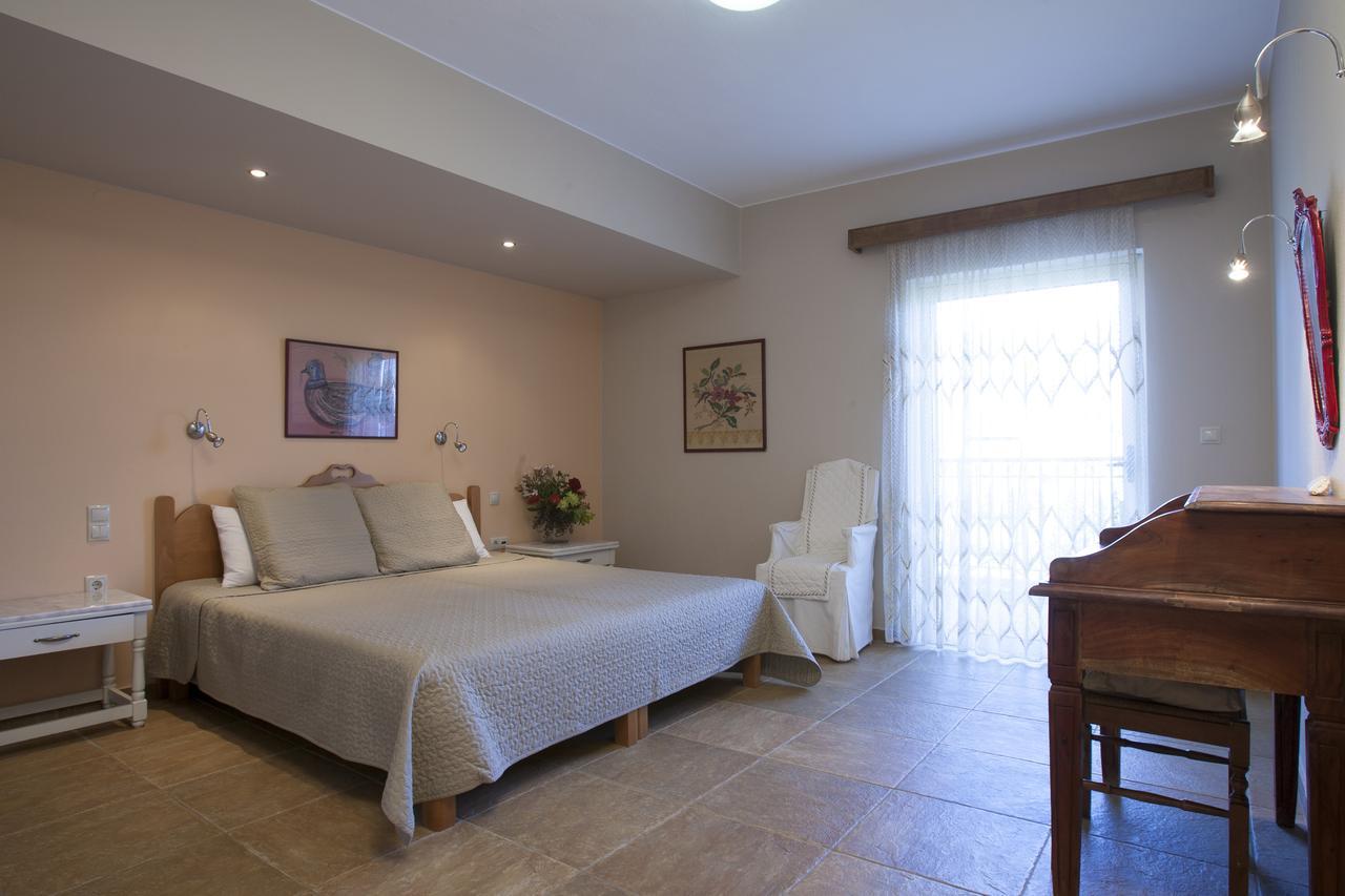 Maisonettes With Private Pool Holiday home *