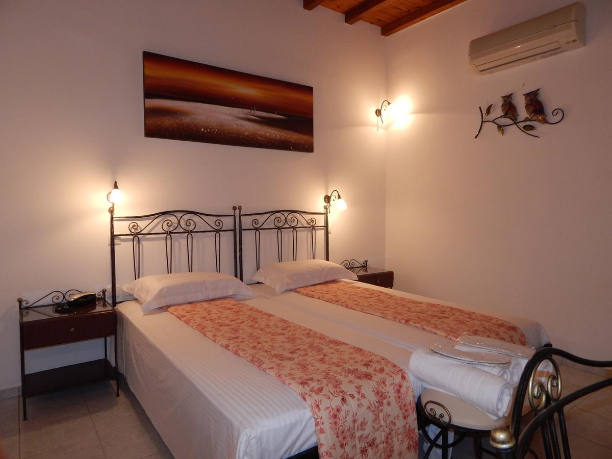 Nisiotiko House In Tinos Near The Agios Ioannis (Tinos)