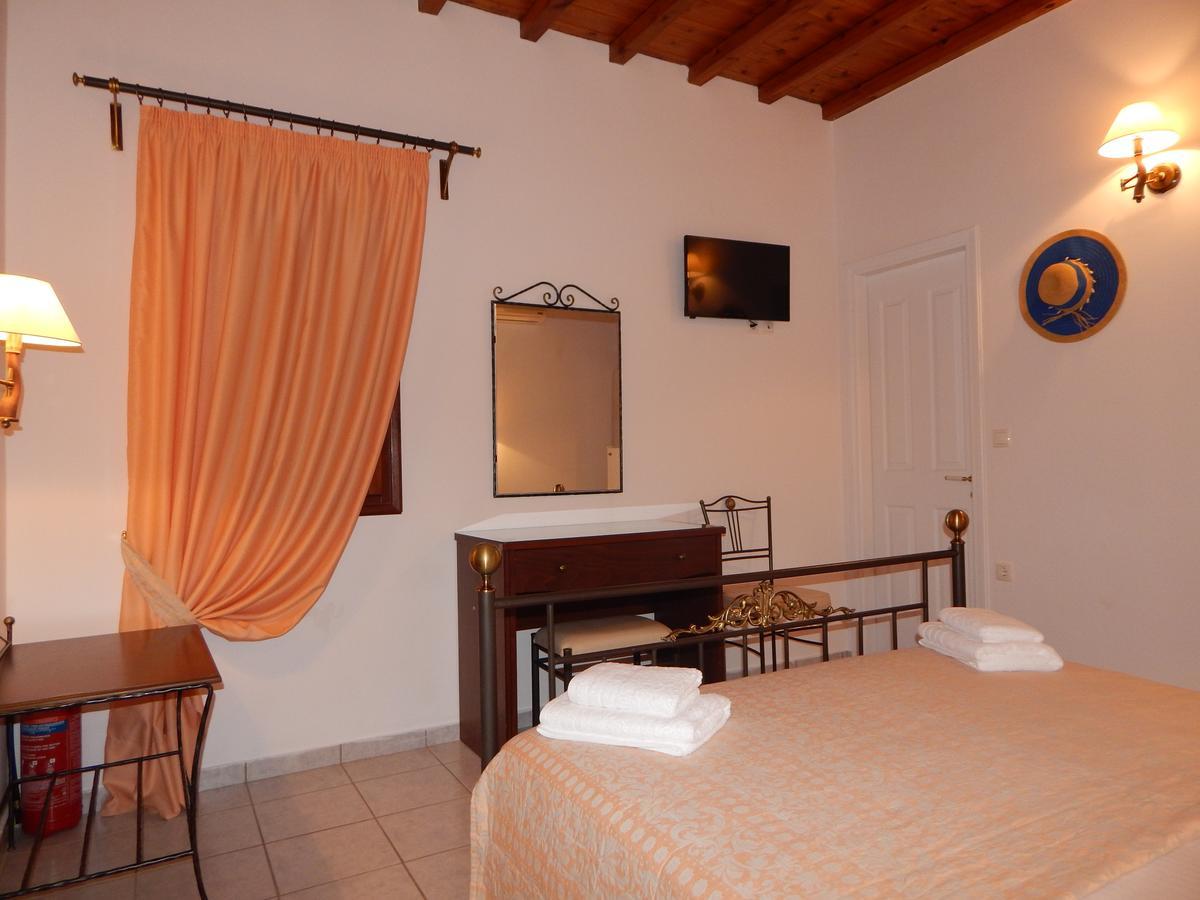 Nisiotiko House In Tinos Near The Bed & Breakfast 3*