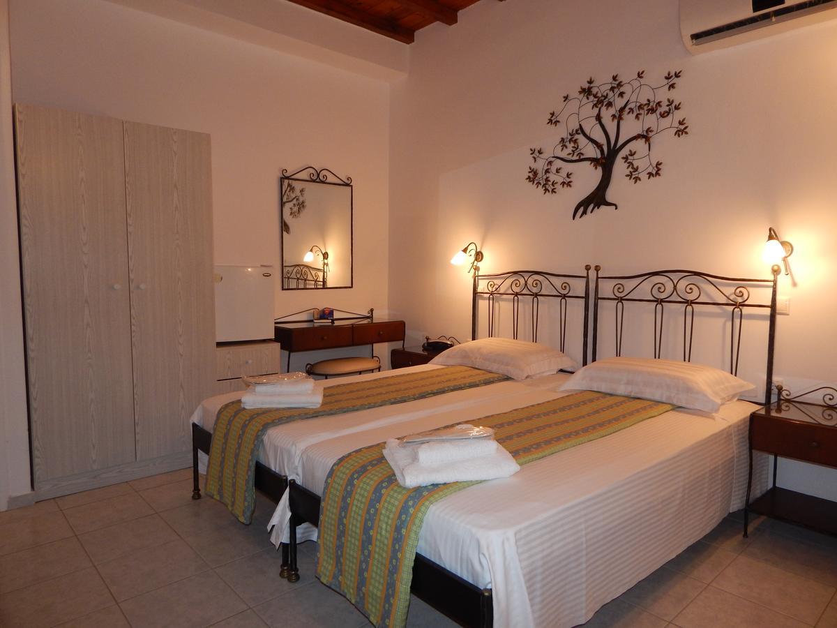 Nisiotiko House In Tinos Near The