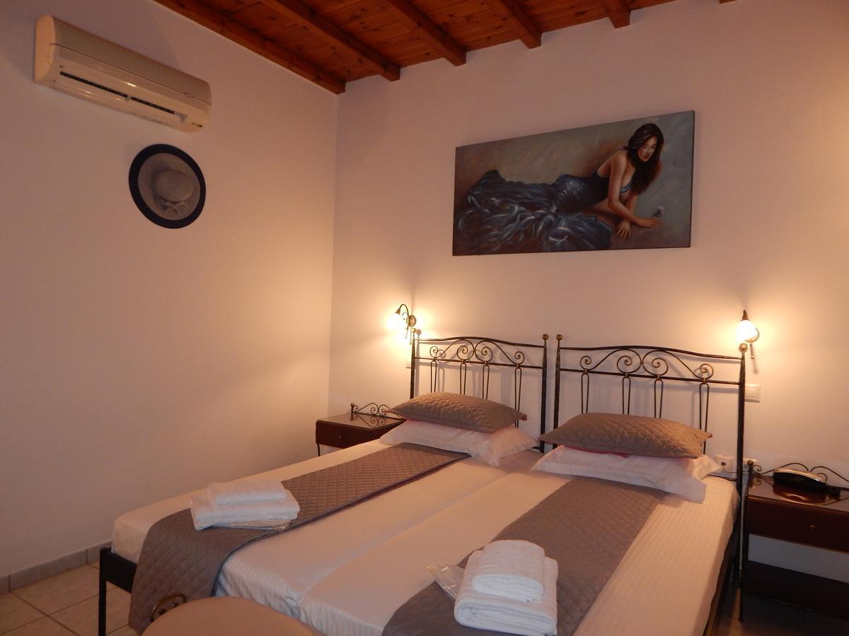 Nisiotiko House In Tinos Near The Bed & Breakfast