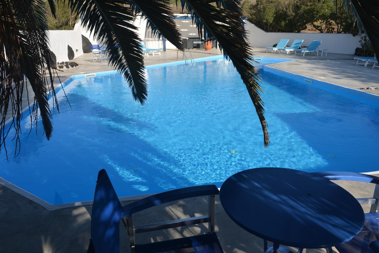 Melina 3* Fira (Santorini)