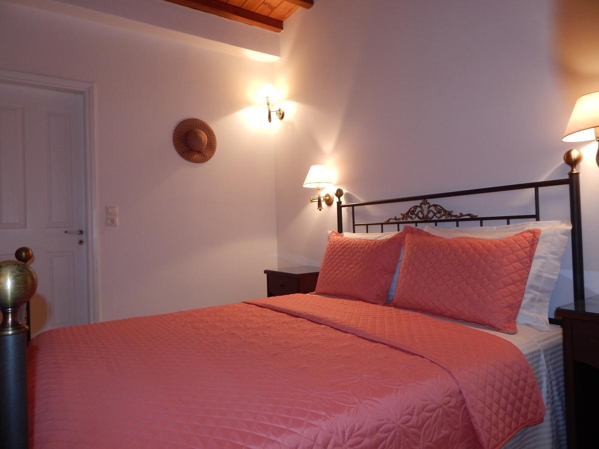 Nisiotiko House In Tinos Near The Agios Ioannis (Tinos)