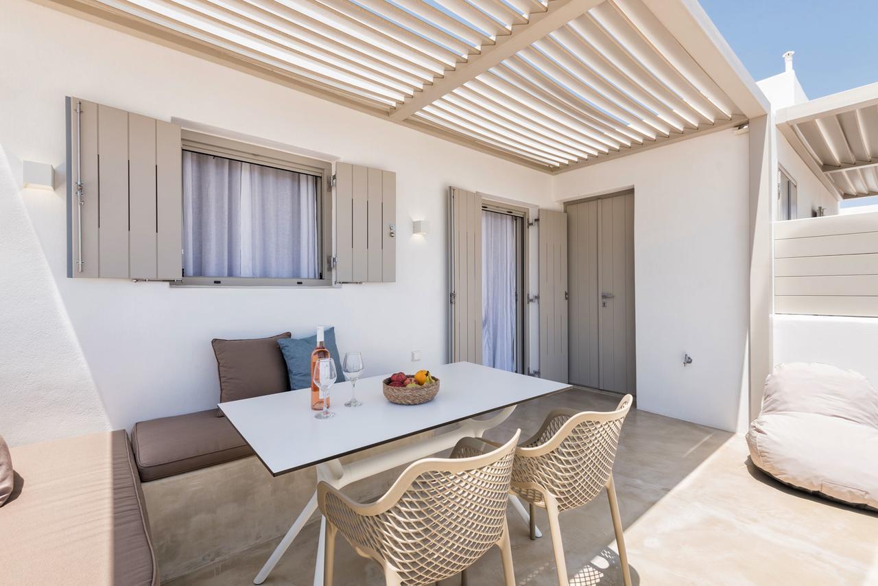 Michael Zeppos * Naousa (Paros)