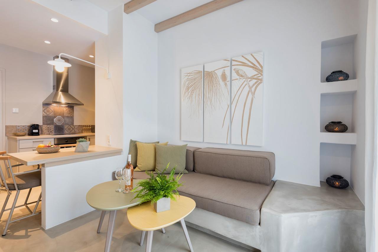 Michael Zeppos Apartment