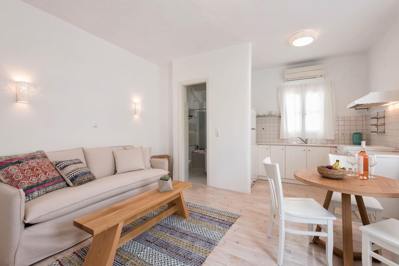 Michael Zeppos Apartment Naousa (Paros)