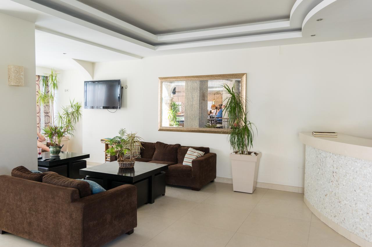 Zante Plaza & Aparthotel Laganas
