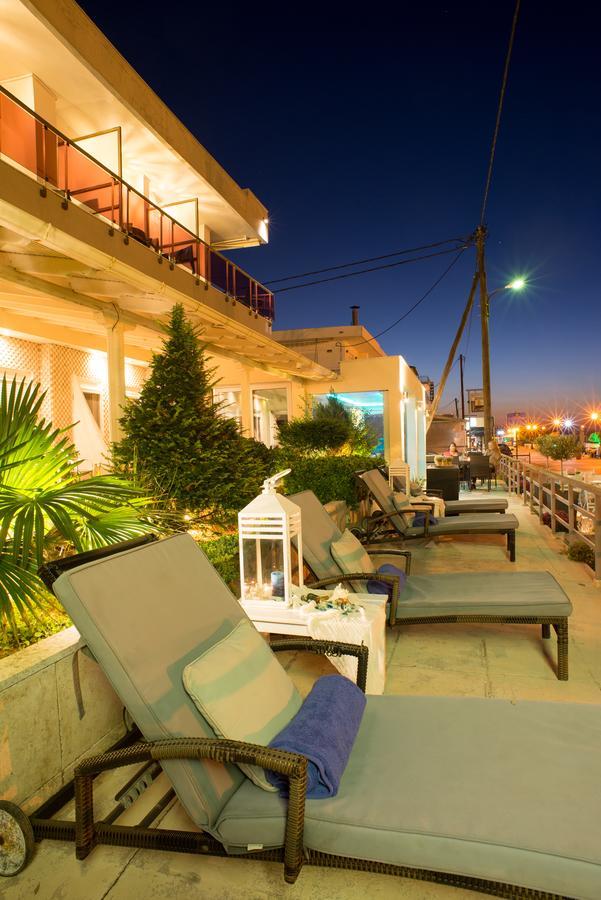 Pithari Hotel *