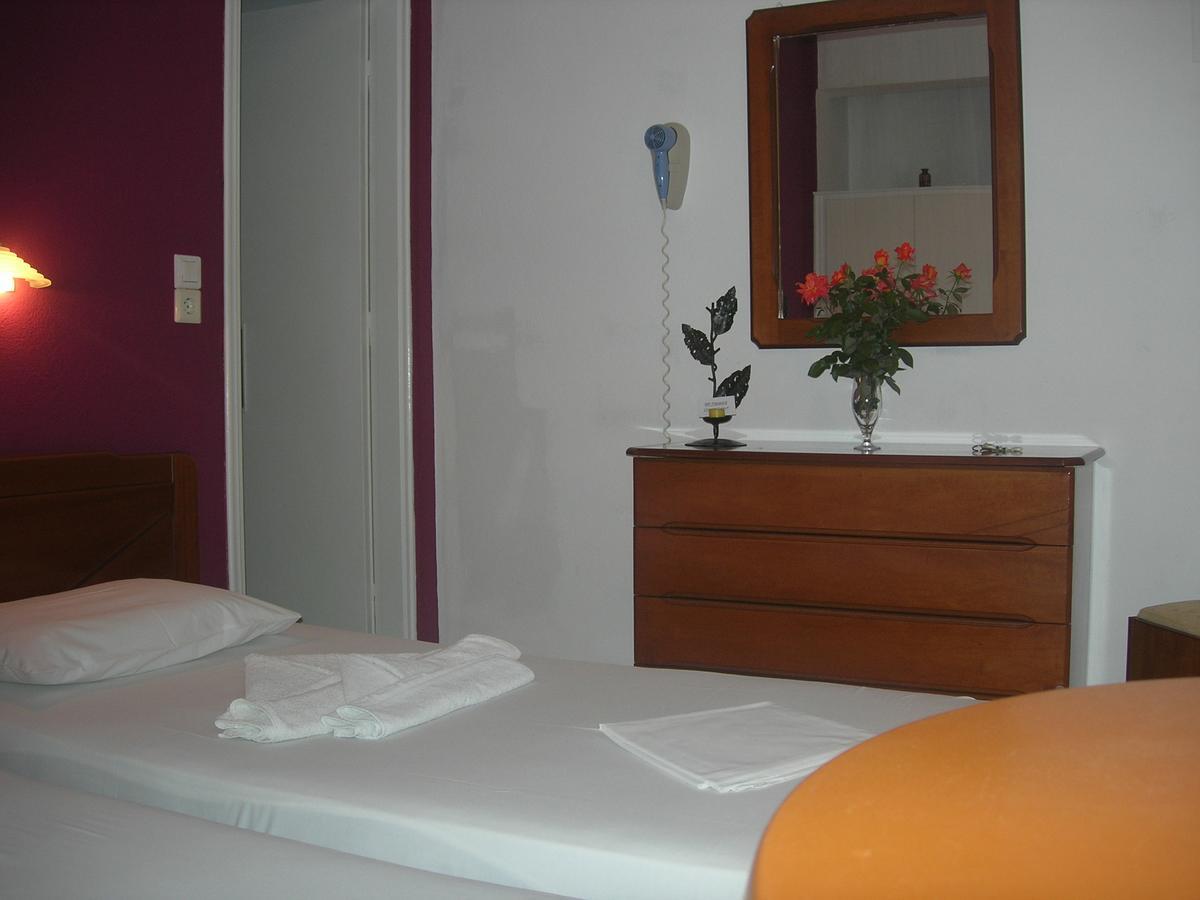 Chrysa House
