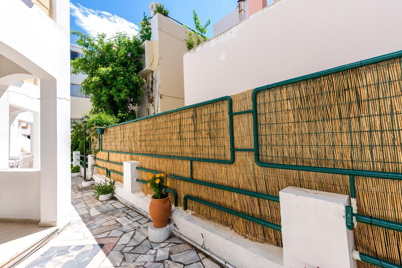 Erato Aparthotel