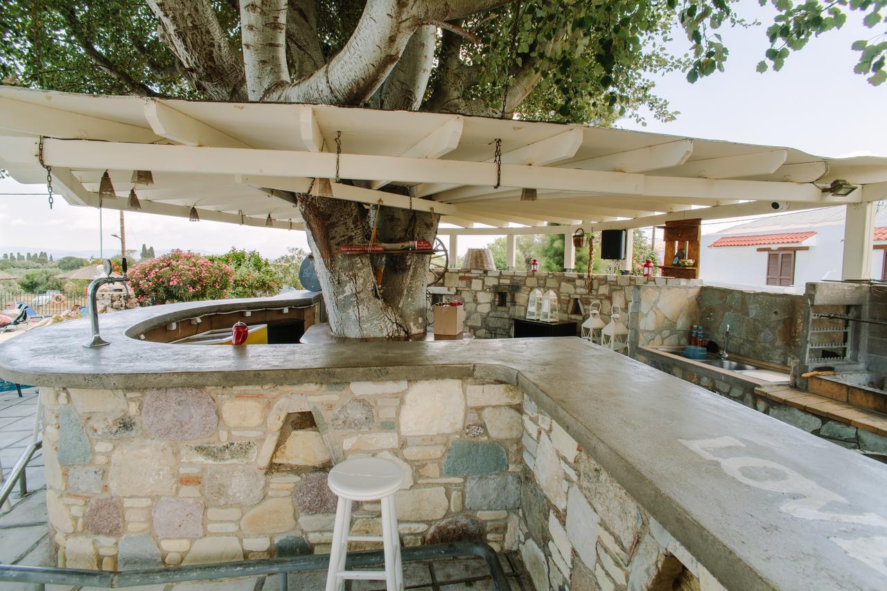 Ampavris Family Aparthotel