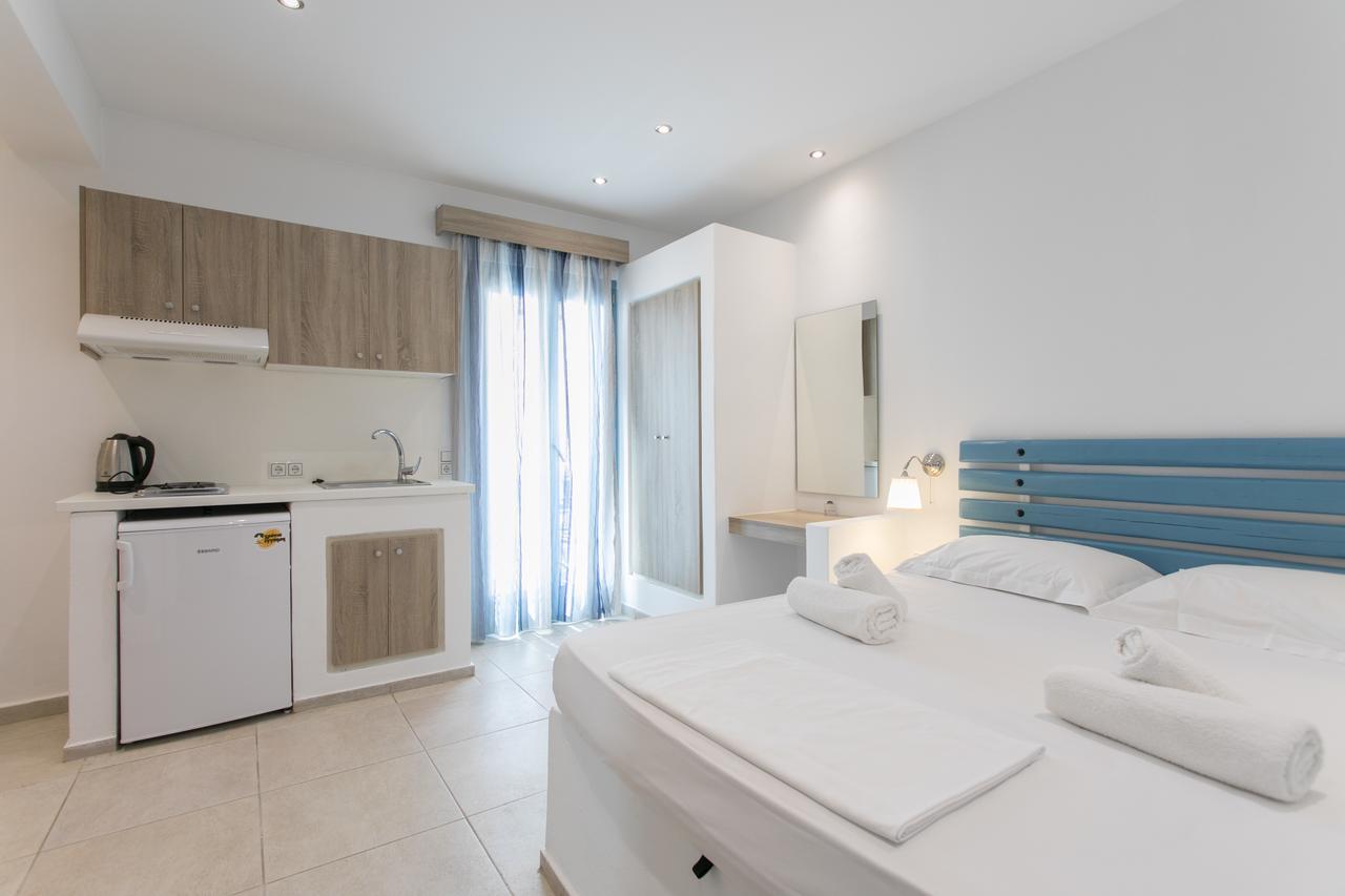 Aparthotel Naxos Colosseo