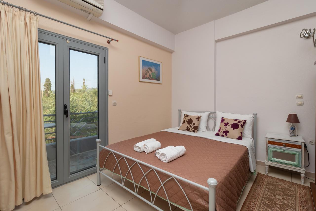 Apartment Ta Spitakia Tsarbopoulos