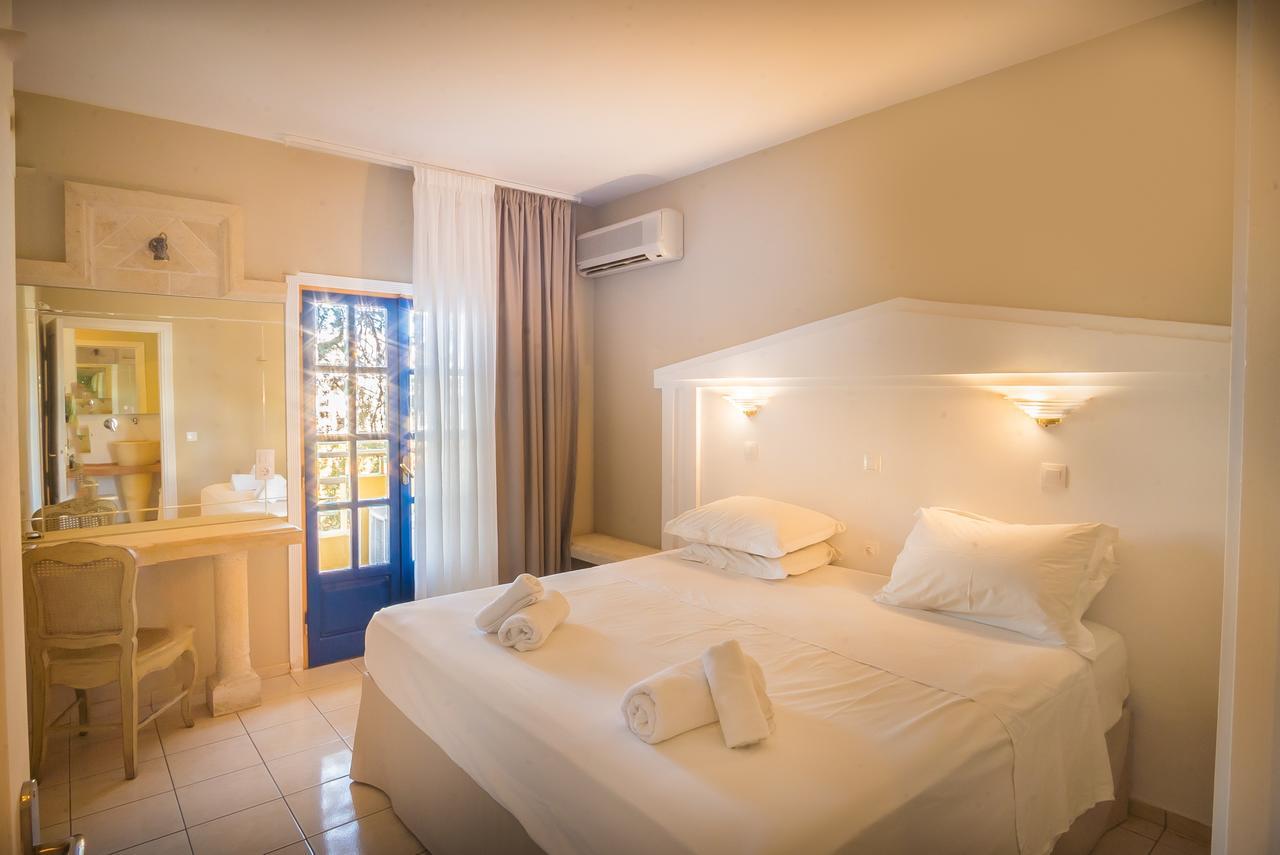 Parthenis & Aparthotel Malia (Crete)