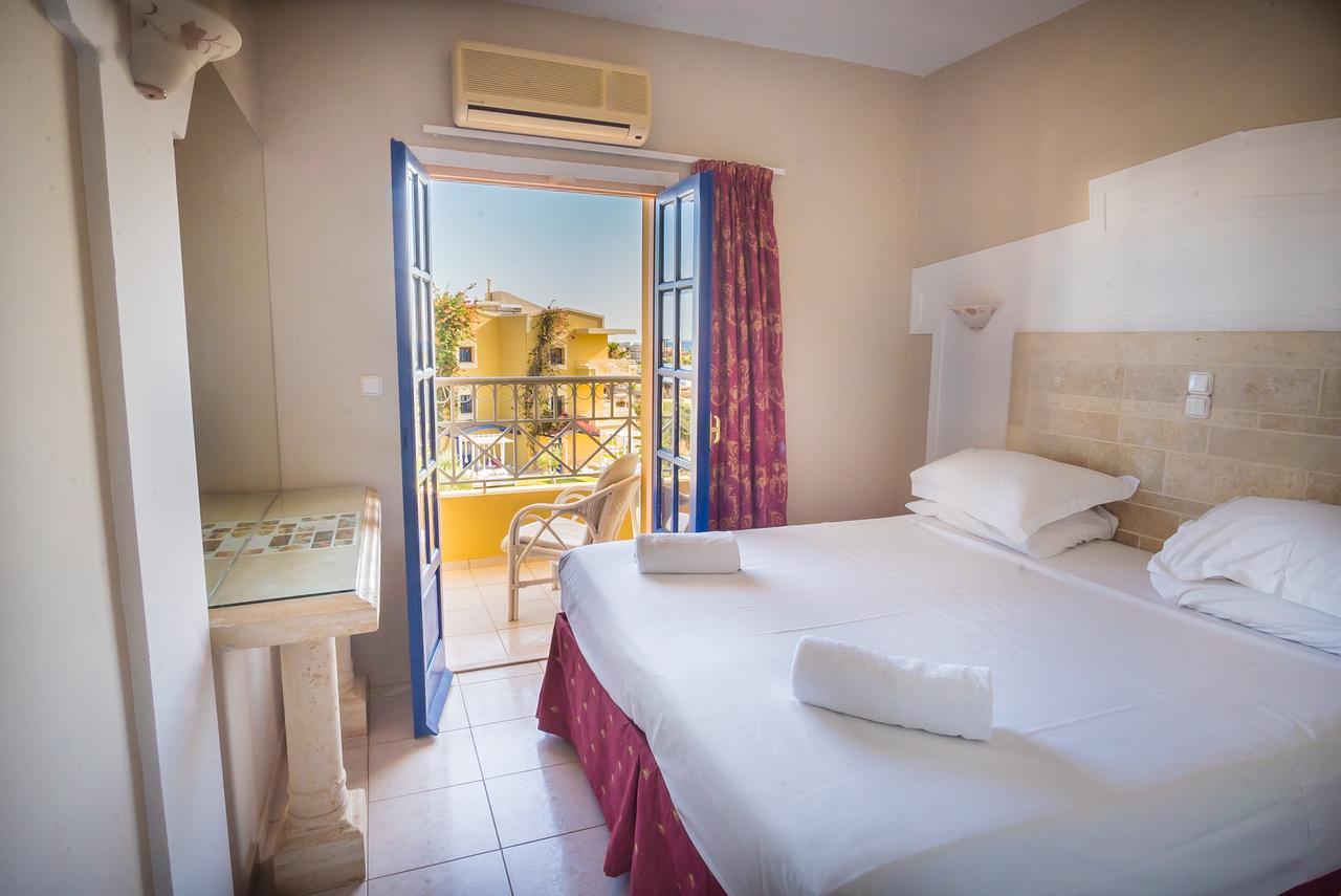 Parthenis & Aparthotel 3*