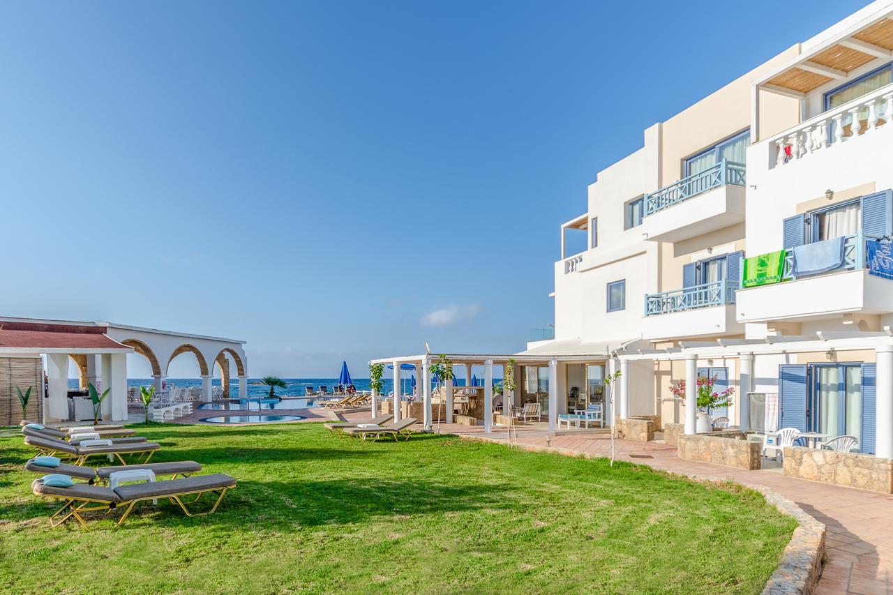 Pyrgos Blue Aparthotel 3*