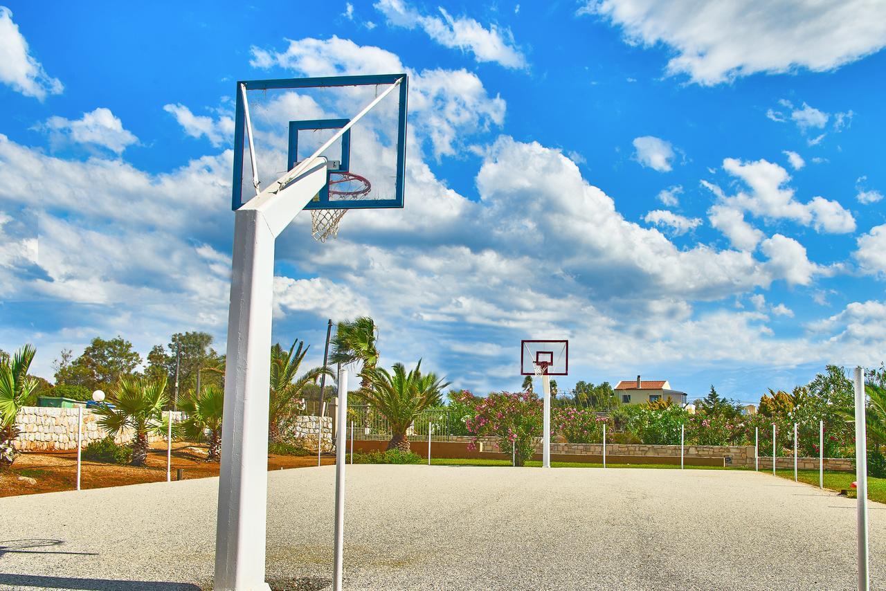 Nanakis Aparthotel