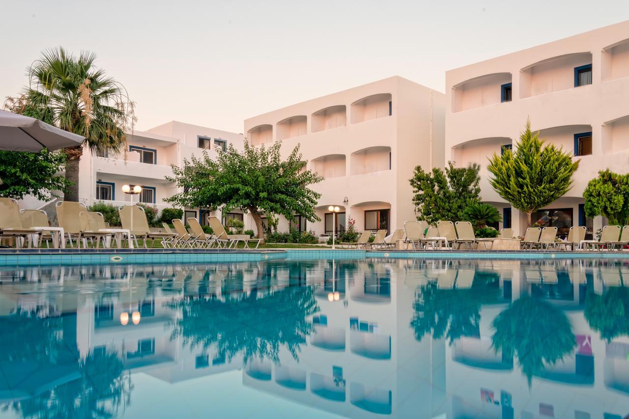 Adel Paradise Hotel 4*