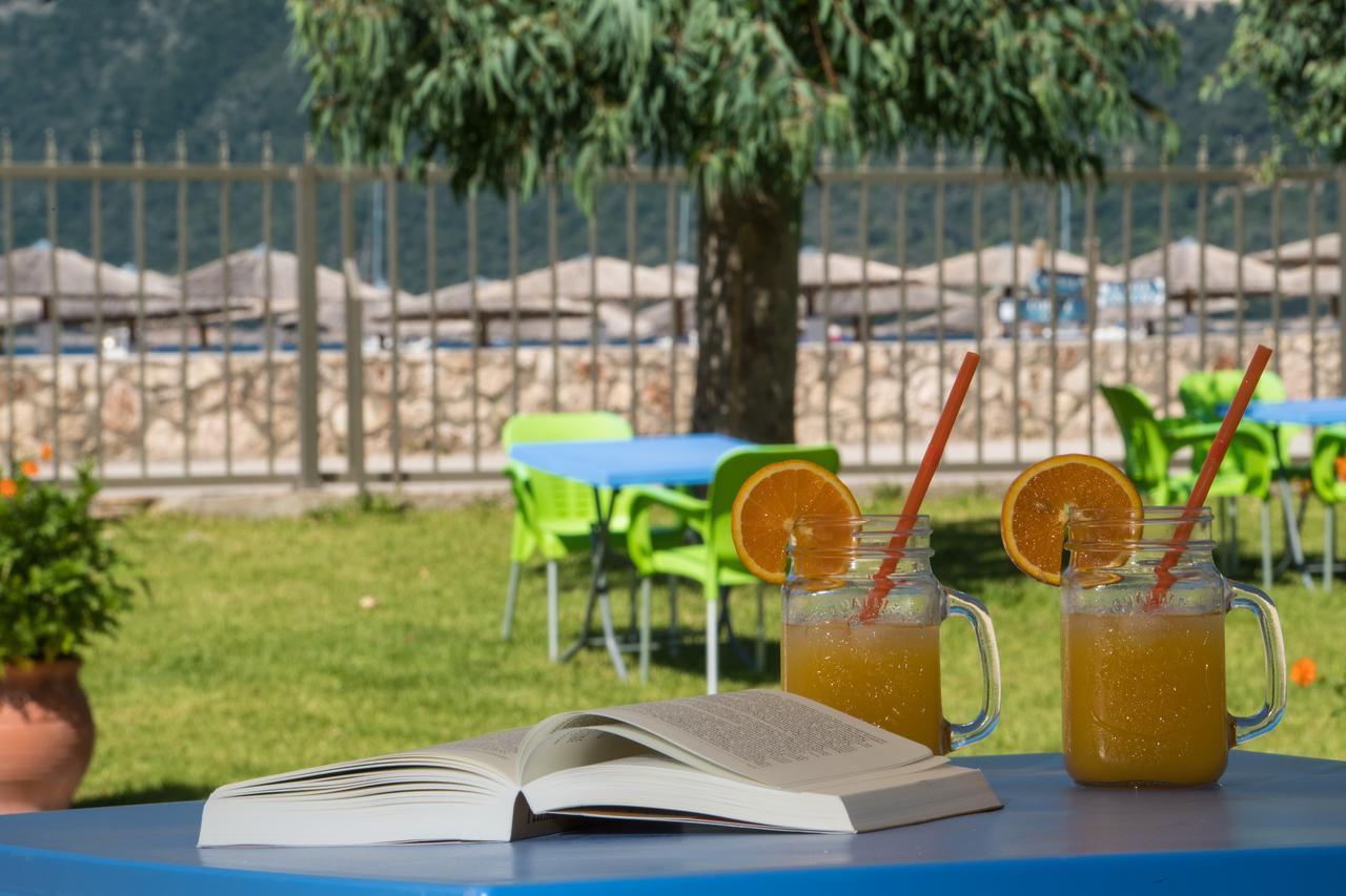 Akroyiali Hotel 2*
