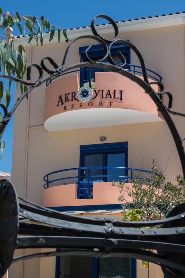 Akroyiali Hotel 2*