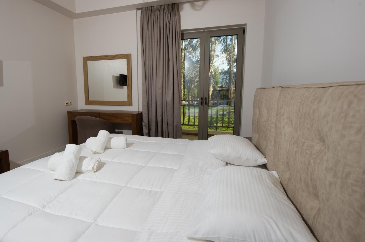 Corali Hotel 3*