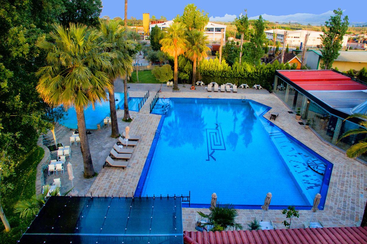 Corali Hotel 3*