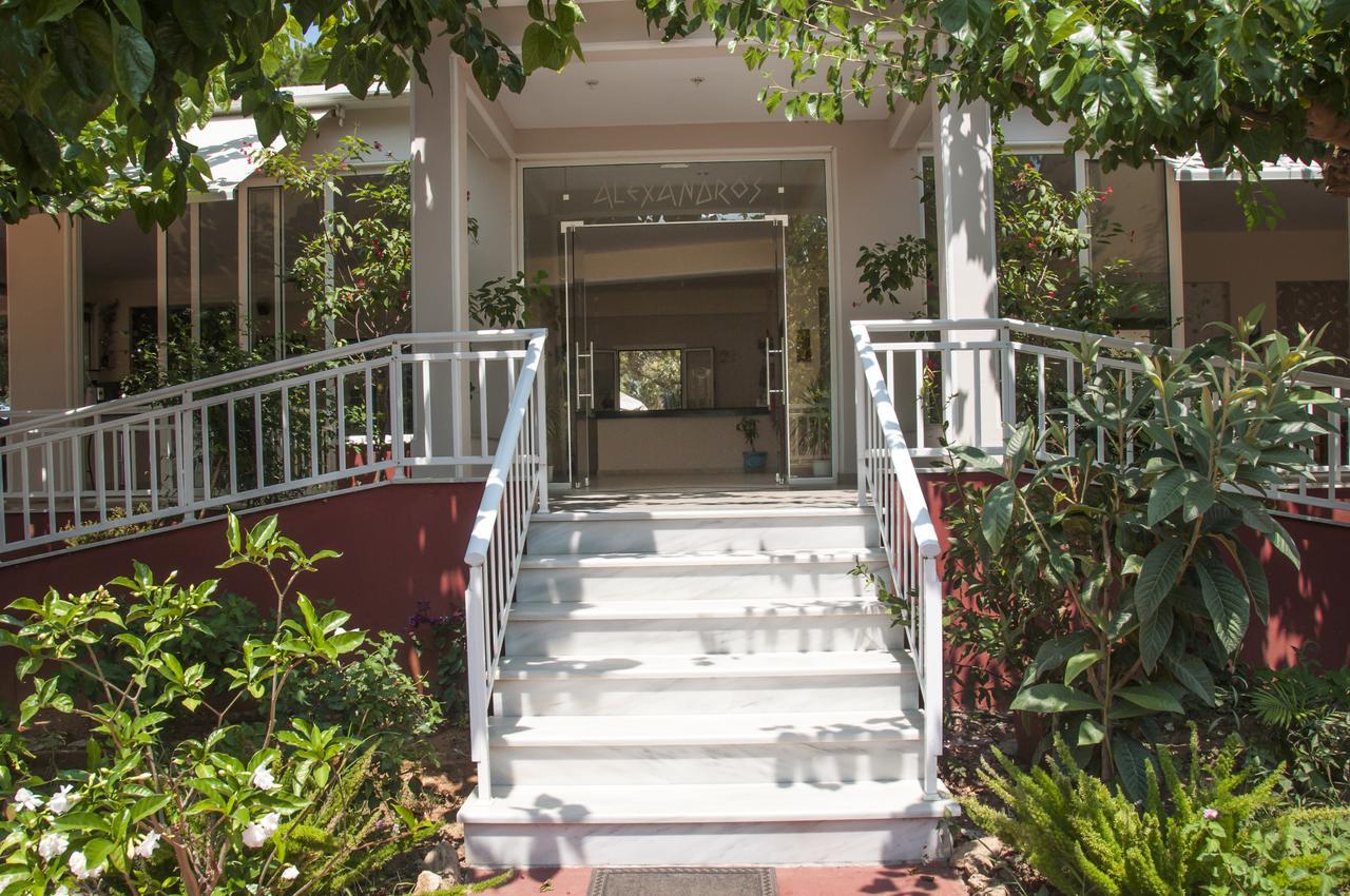 Aparthotel Alexandros Arkoudi