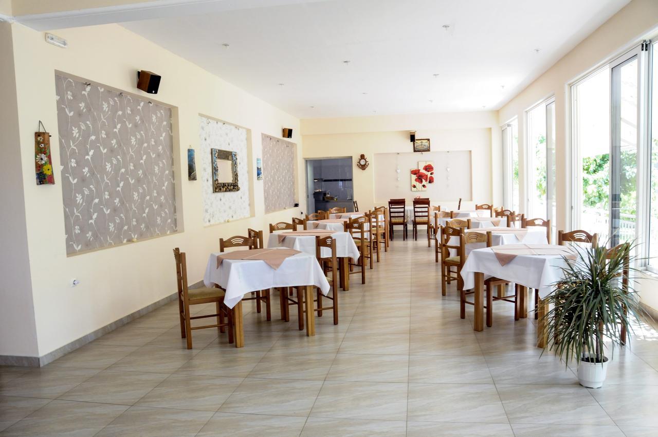 Aparthotel Alexandros *