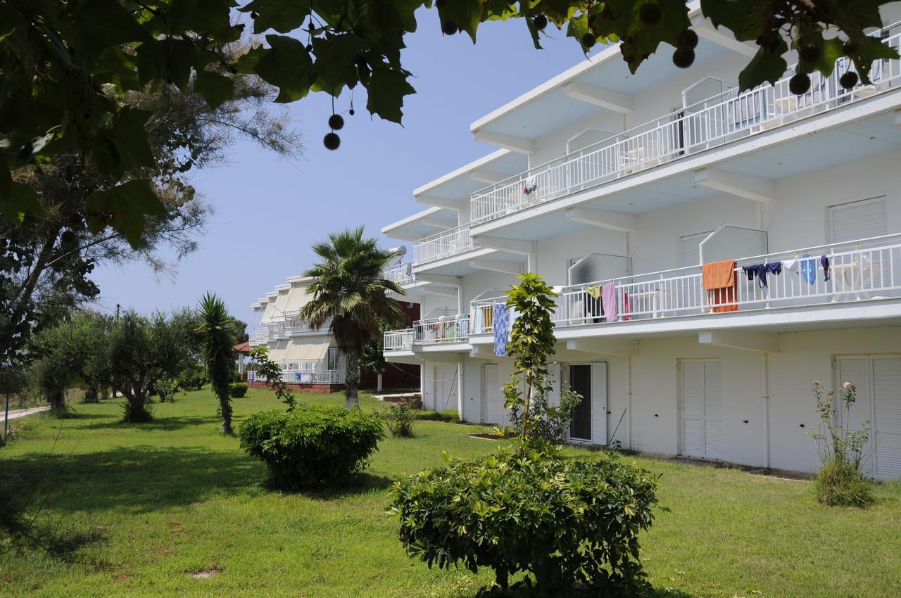 Alexandros Aparthotel Arkoudi