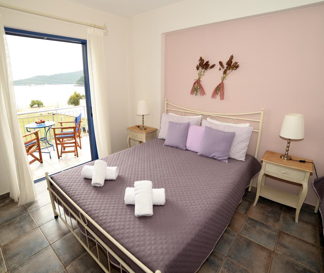 Avra Hotel 3*