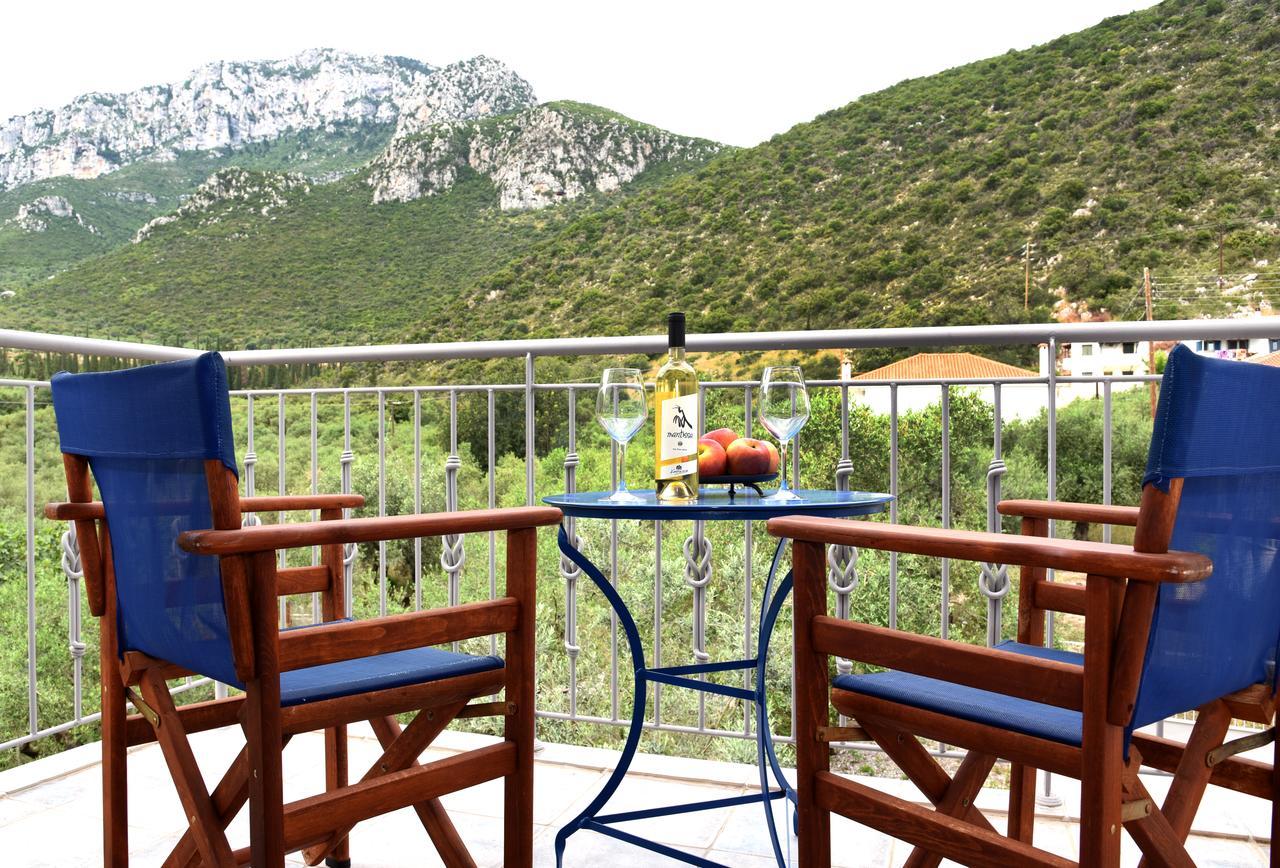 Avra Hotel 3*