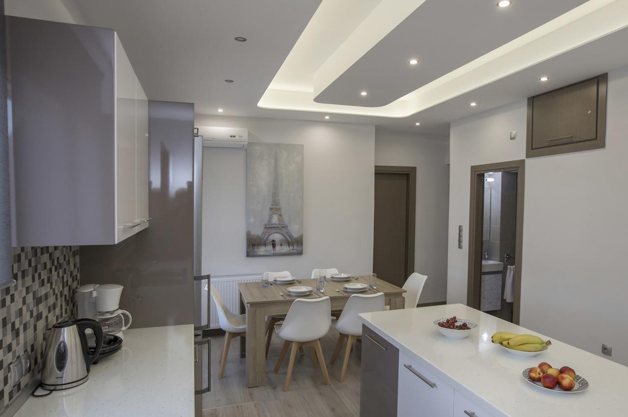 Acropolis Gem By Ghh *