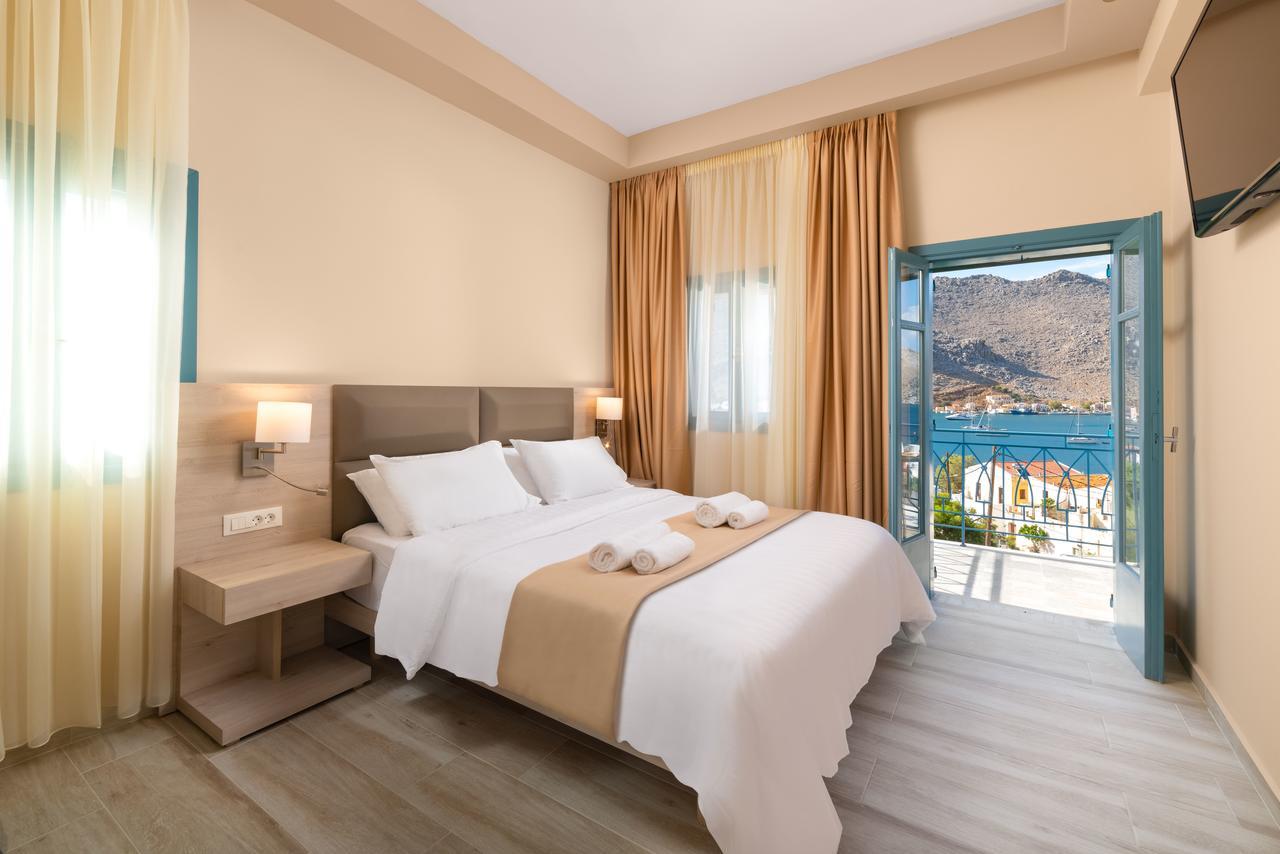 Royal Pedi Symi