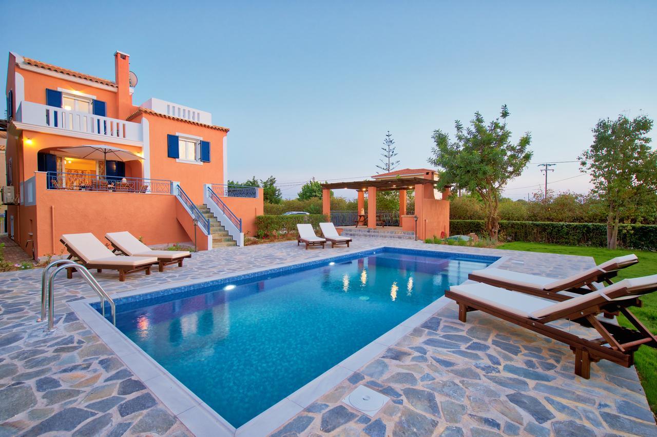 Eglina Villa's Villa Minia