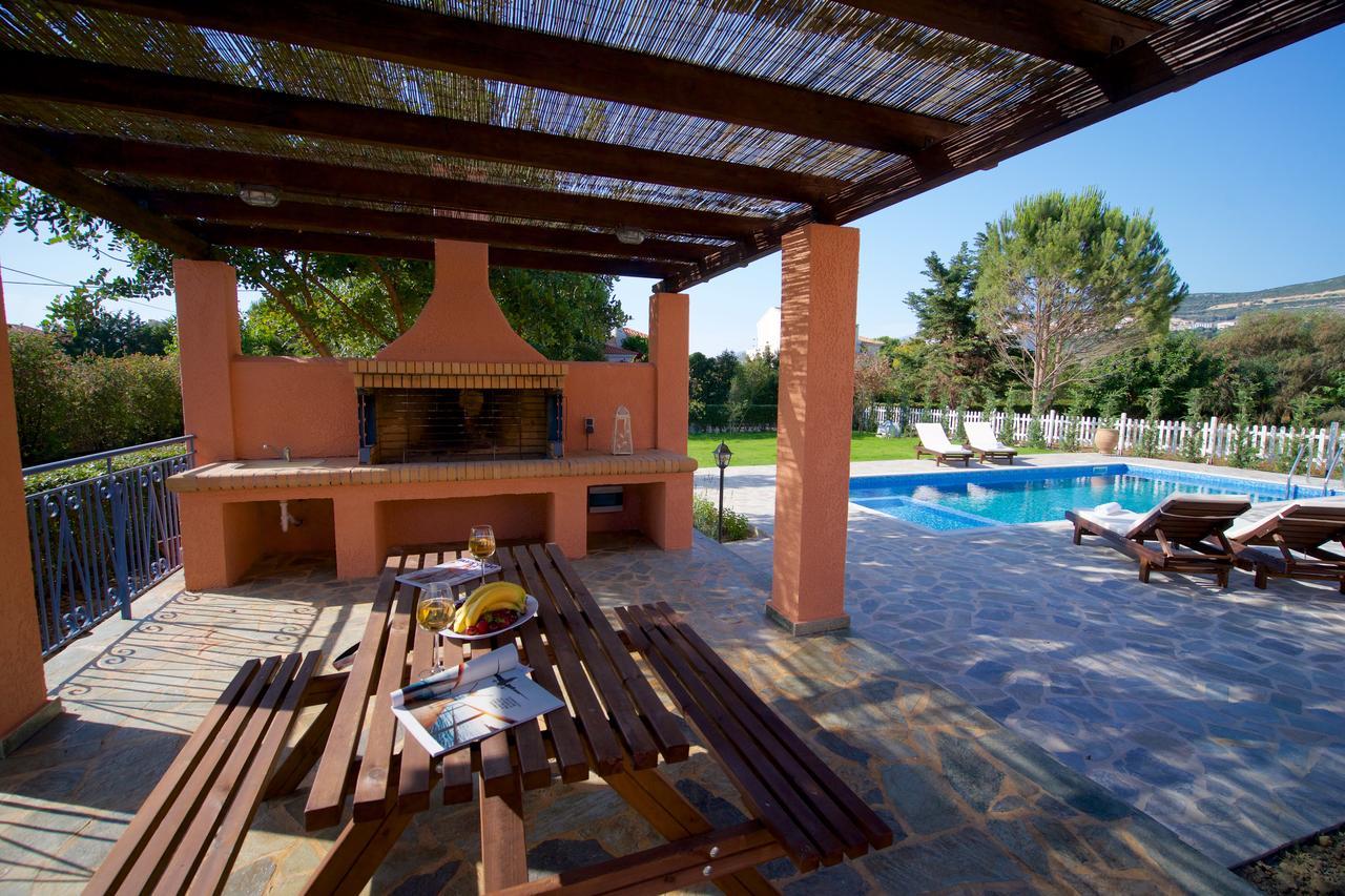 Villa Eglina Villa's *