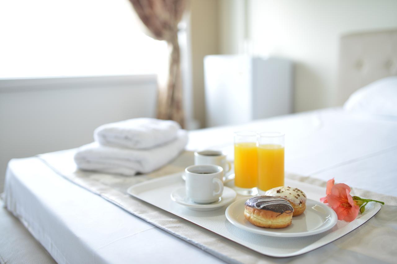 Aparthotel Crown Nea Skioni