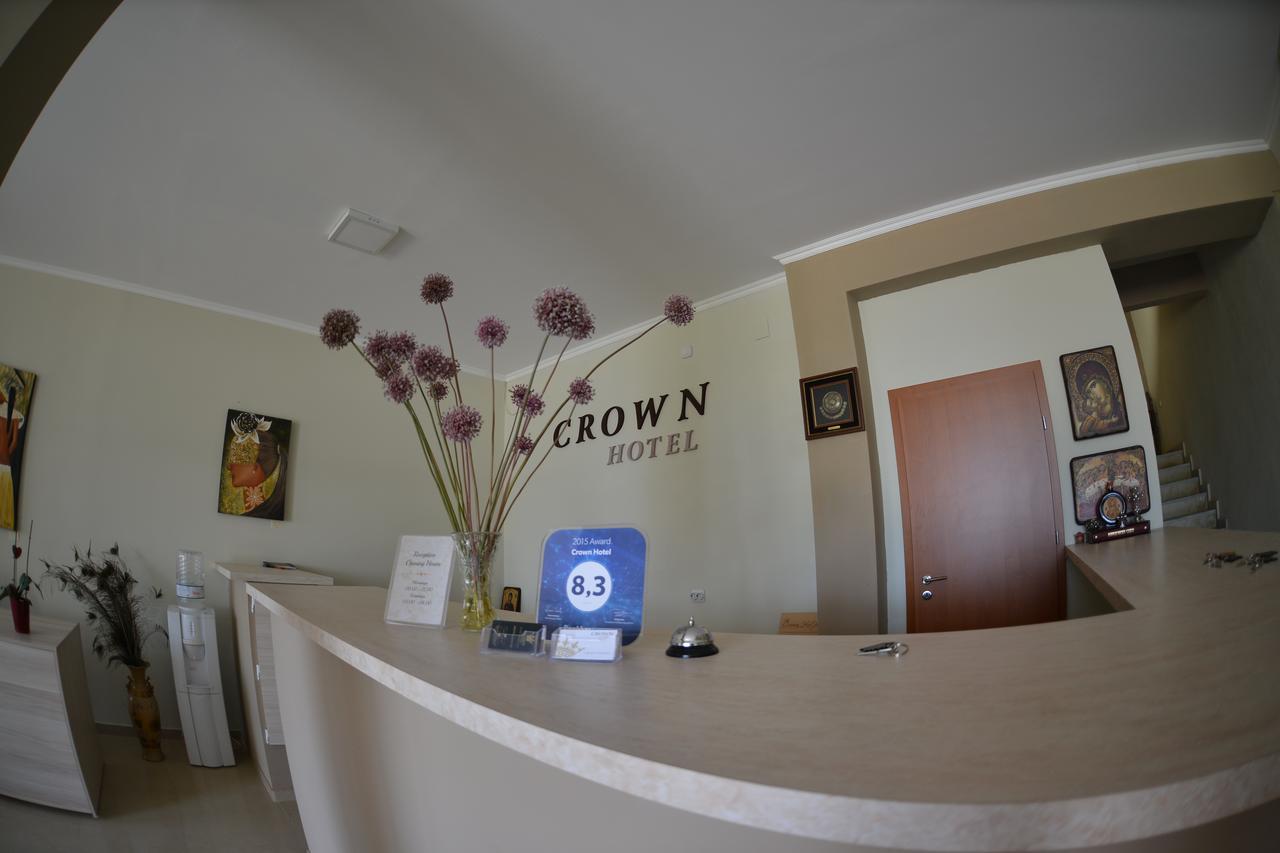 Crown Nea Skioni