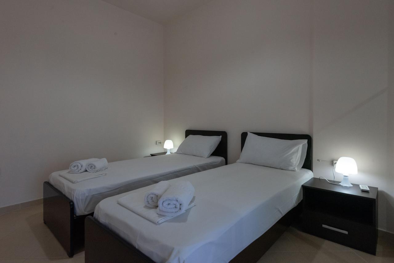 Apartment Grand Suites With Private Pools Kalamata