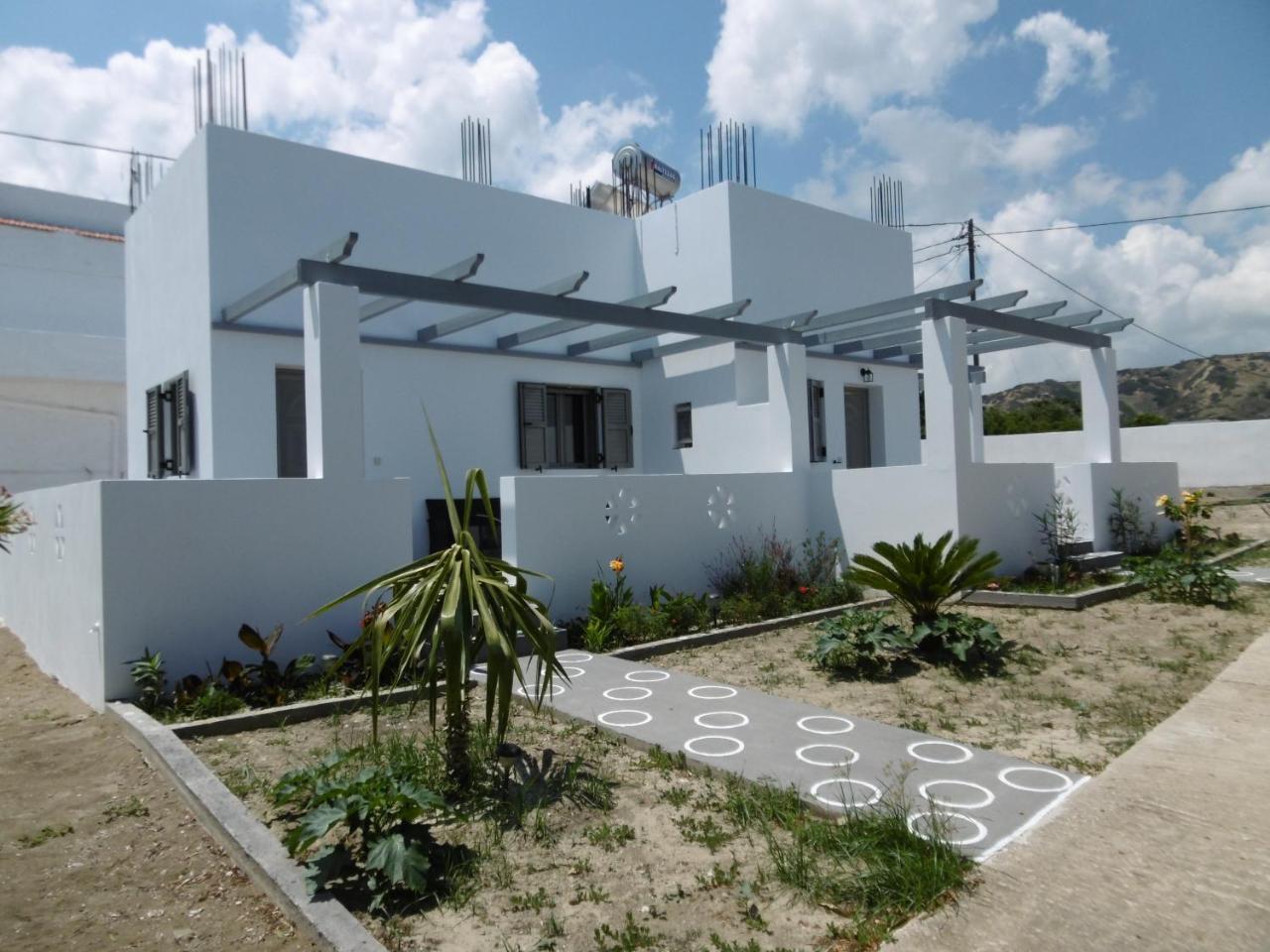 Koxilas Studios *
