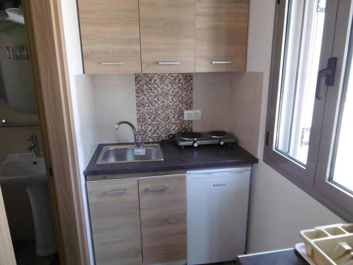 Koxilas Studios Guest house