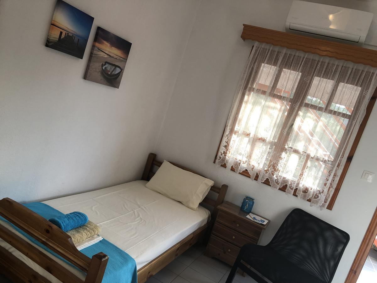 Mari * Agios Nikolaos (Chalkidiki)