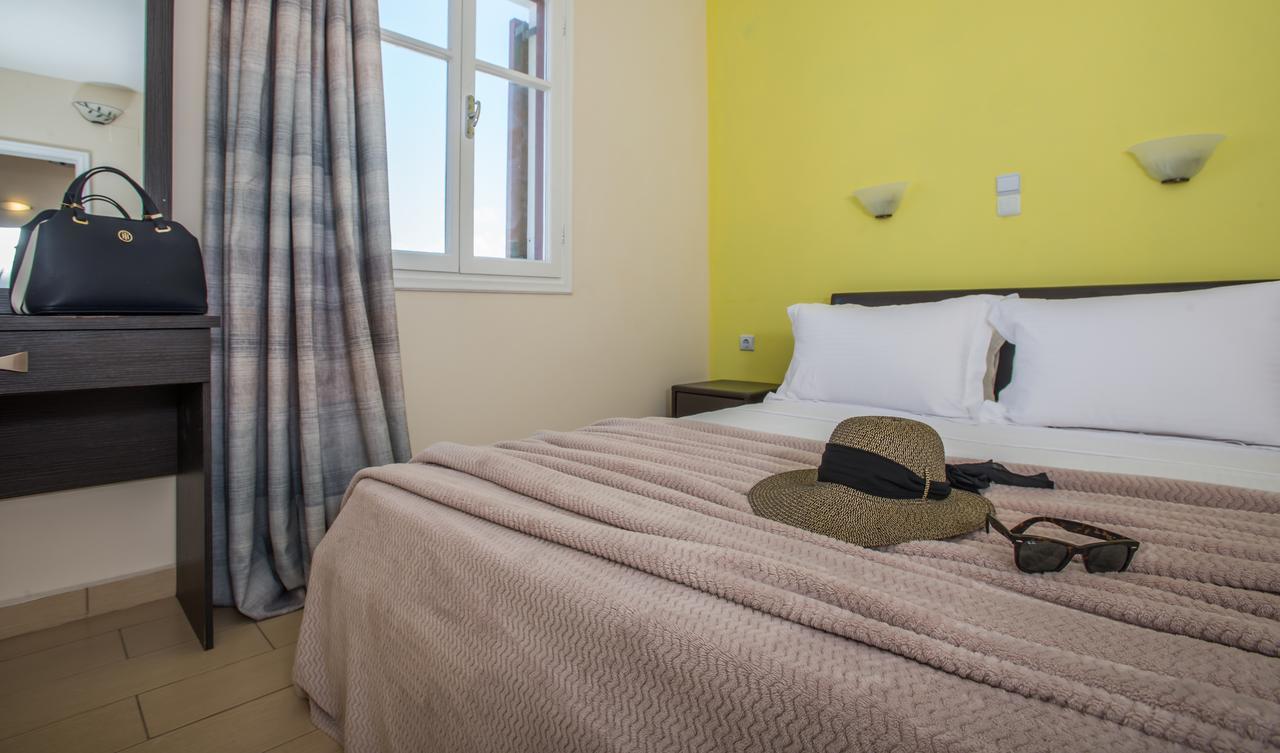 Hotel Naxos Palace 4*