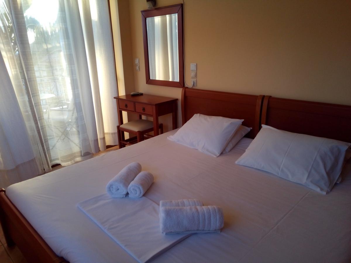 Ostria Maisonettes And Aparthotel Stoupa
