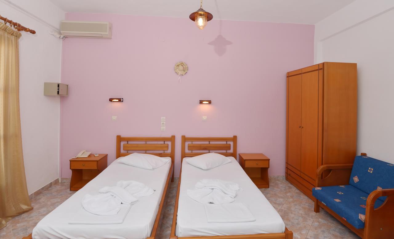 Andromeda Aparthotel 2*