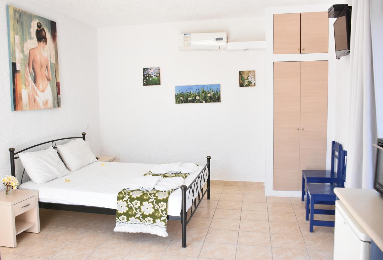 Kiotari Beach Apartments