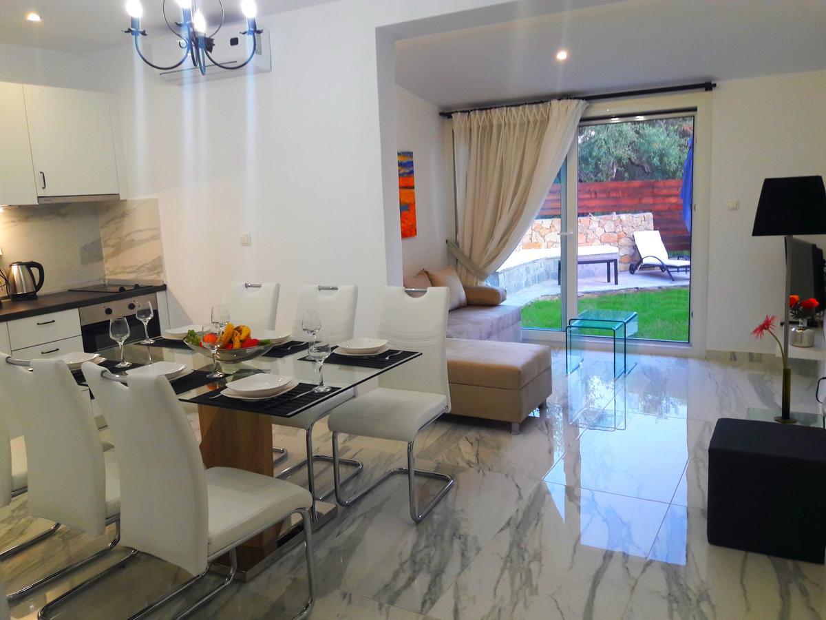 Salonikiou & Apartment