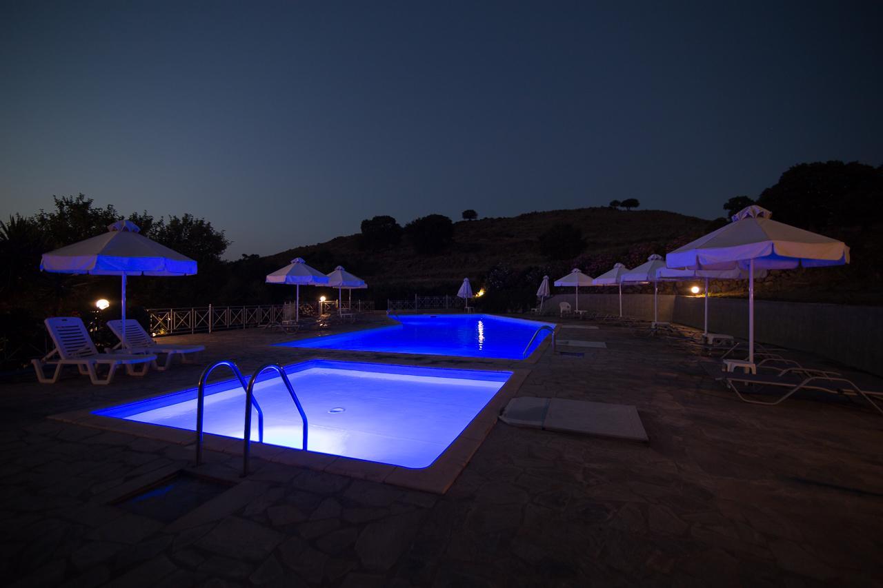 Akti & Hotel 3*