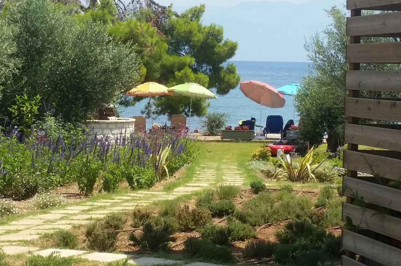 Meli Seaside Chrani